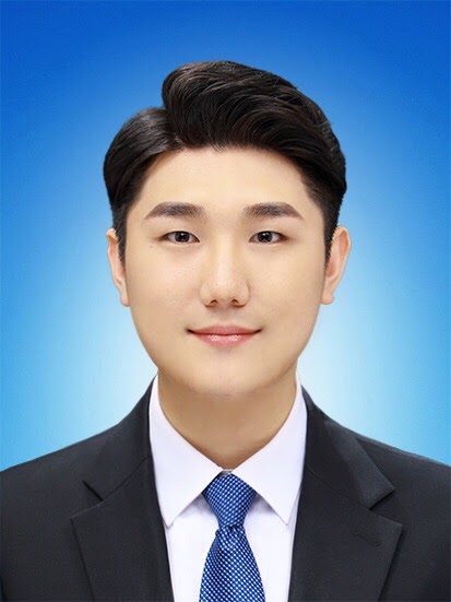 Yongchul Cho (최영철)